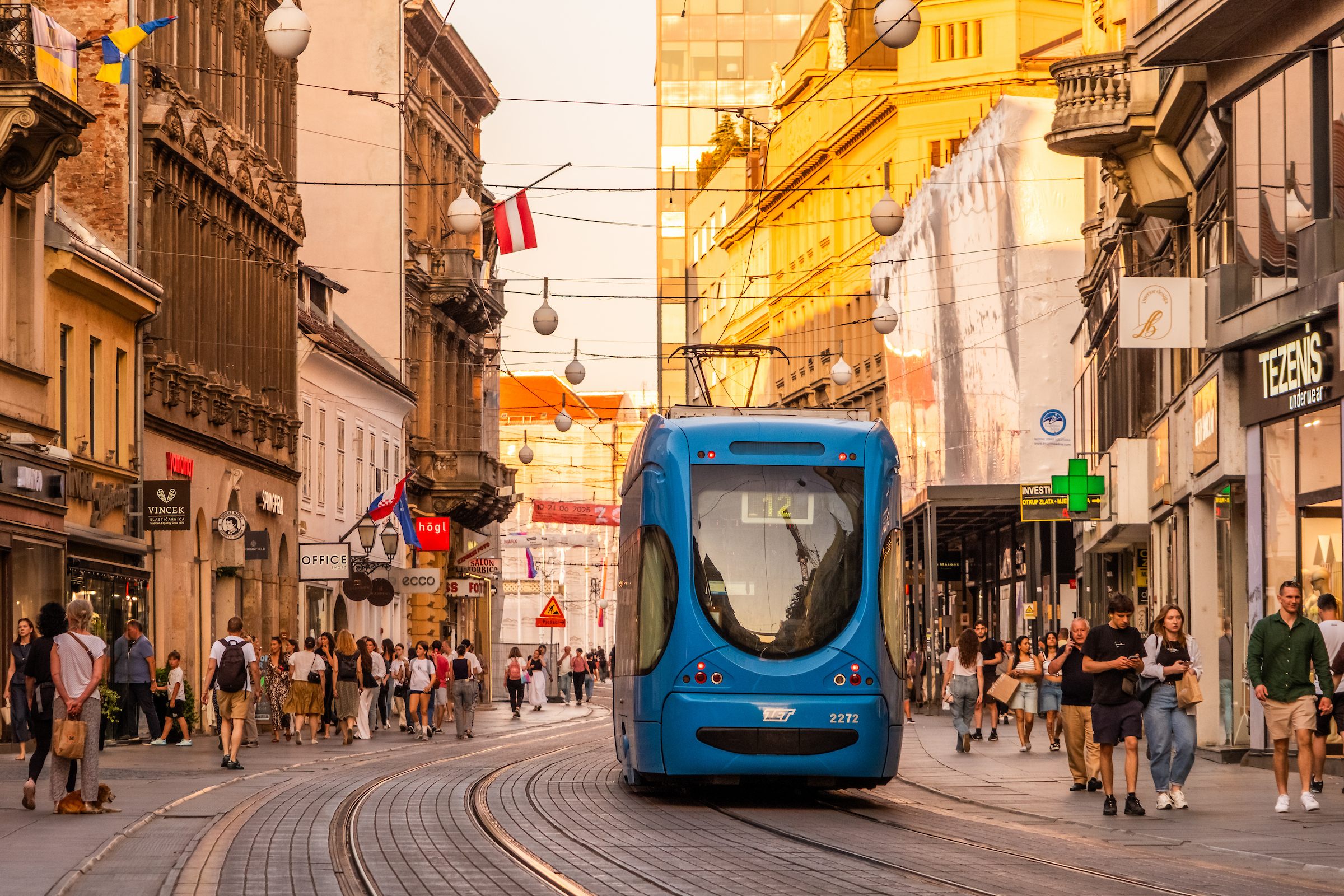 ljetno-predvecerje-grad-13062025-9